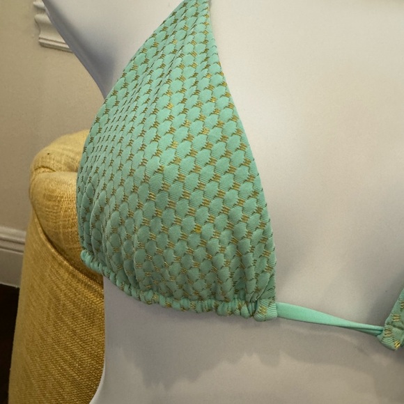 Lulu Fama Bikini - Picture 5 of 16